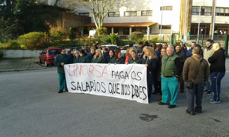 2016 01 26 ProtestaImpagosLinorsaPrincipeFelipePontevedra02.jpg